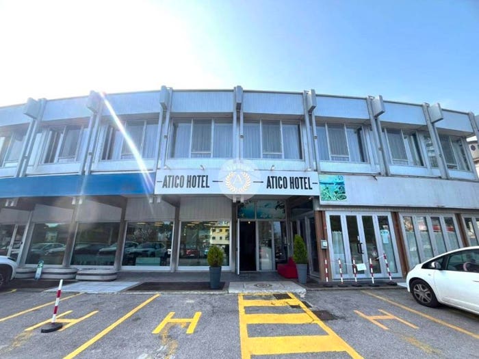 Casa in vendita in Via Guglielmo Marconi, Entroterra, Desenzano del Garda