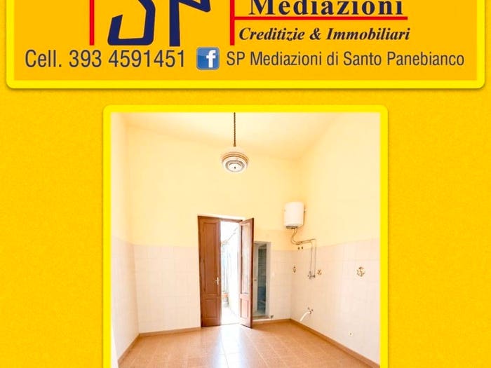 Casa trilocale in vendita in Piazza Dante, Centro, Mascali