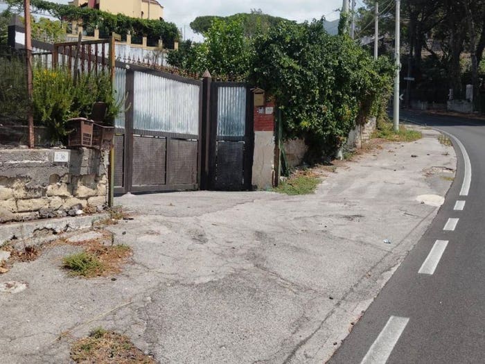 Casa quadrilocale in vendita in Via Vesuvio, Centro, Ercolano