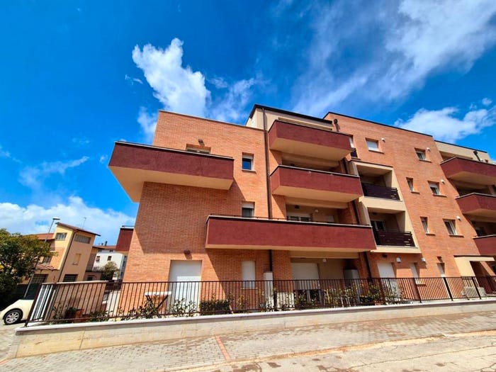 Appartamento trilocale in vendita in VIA SAN ROCCO, Bastia, Bastia Umbra