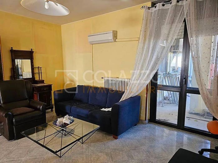 Appartamento con 6 locali in vendita in Via Alto Adige, Casarano