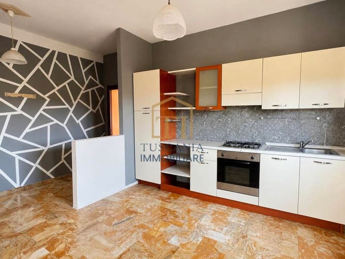 Appartamento bilocale in vendita in Viale dei Mille, Abbadia Campolungo, Colle di Val d'Elsa