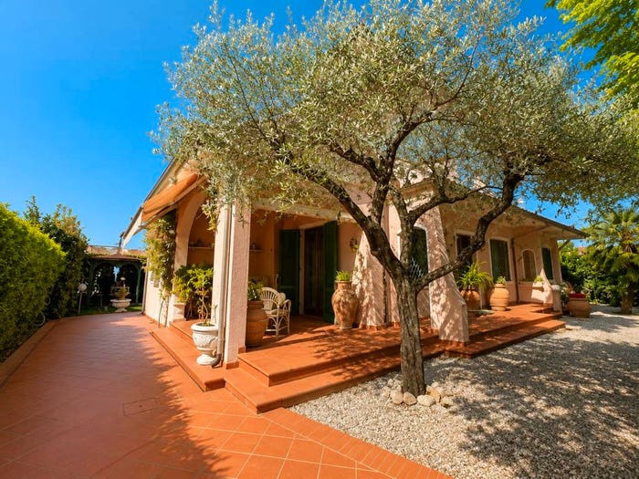 Casa con 6 locali in vendita in Via Pietro Mascagni, Centro, Forte dei Marmi