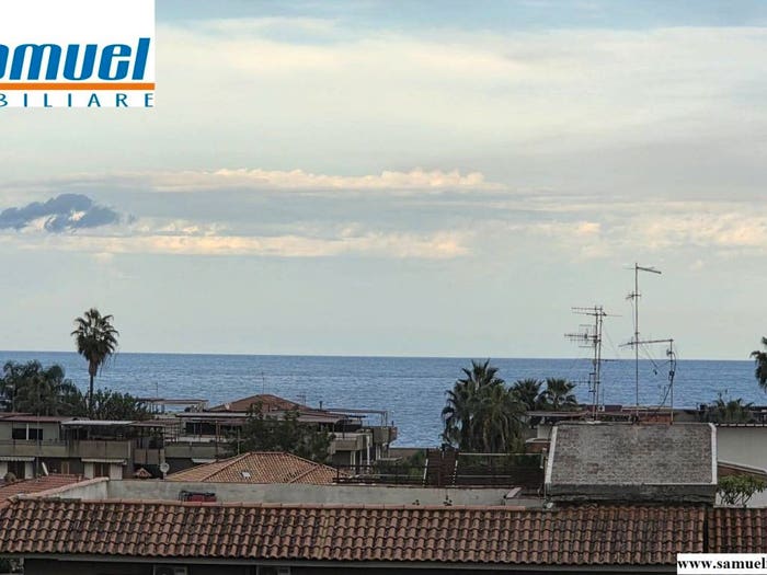 Appartamento bilocale in vendita in Via Torrente Malorato, Riposto