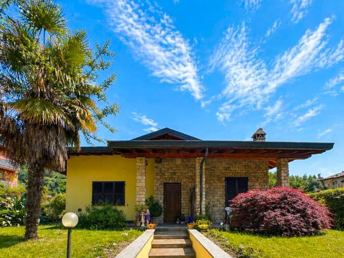 Casa con 6 locali in vendita in Via Colombera di Sotto, Centro, Cisano Bergamasco
