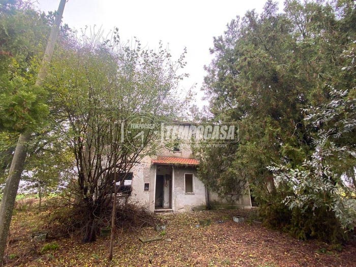 Casa quadrilocale in vendita in Via Valmana, Ostellato