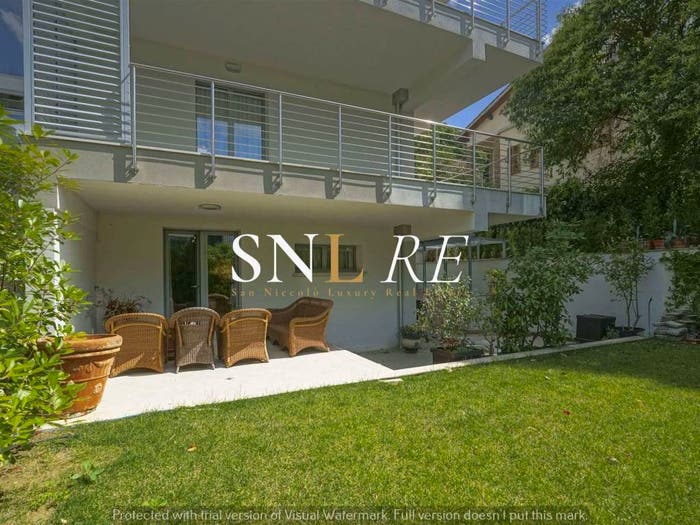 Appartamento con 6 locali in vendita in Viale Lorenzo Magalotti, Due Strade San Gaggio, Firenze