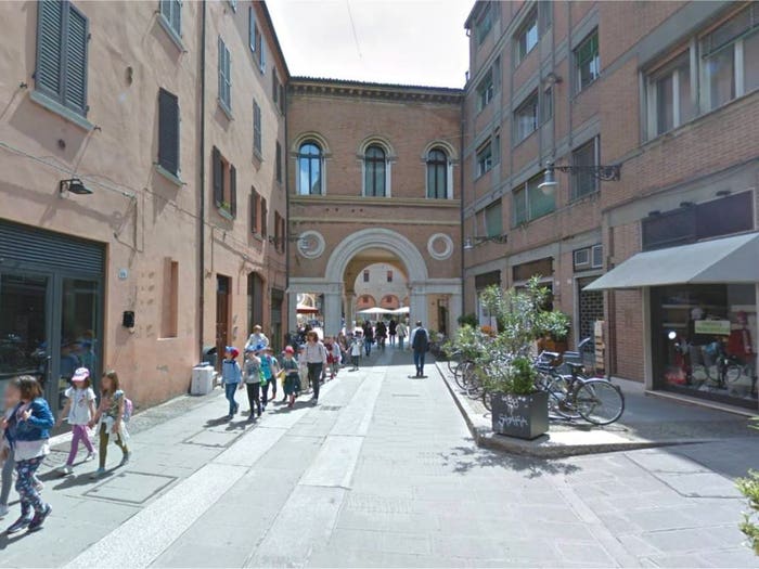 Appartamento bilocale in vendita in Via Giuseppe Garibaldi, Centro Storico, Ferrara