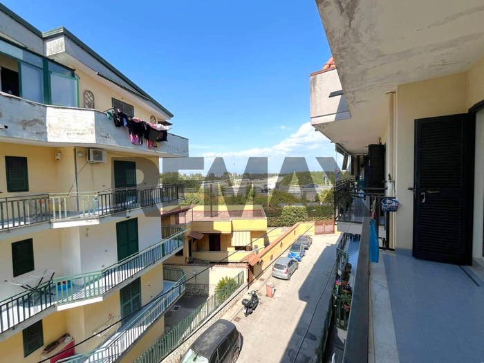 Appartamento trilocale in vendita in Traversa terza di via Pier Capponi, Giardini Oasi Sacro Cuore, Giugliano in Campania