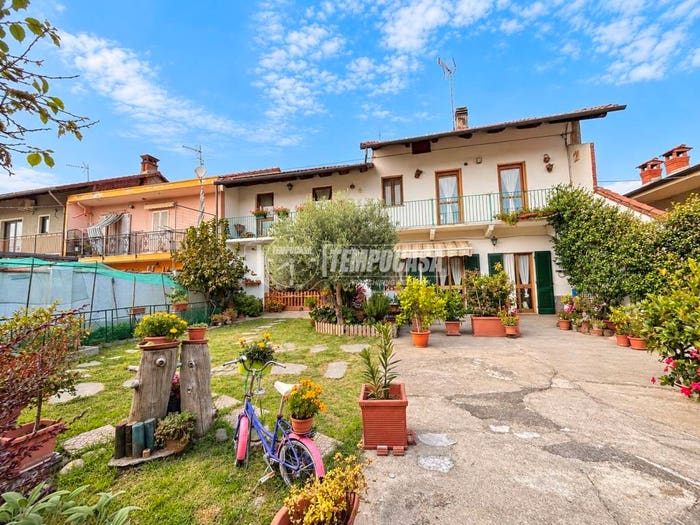 Casa con 6 locali in vendita in Via Cimitero, Tonengo Casale, Mazzè