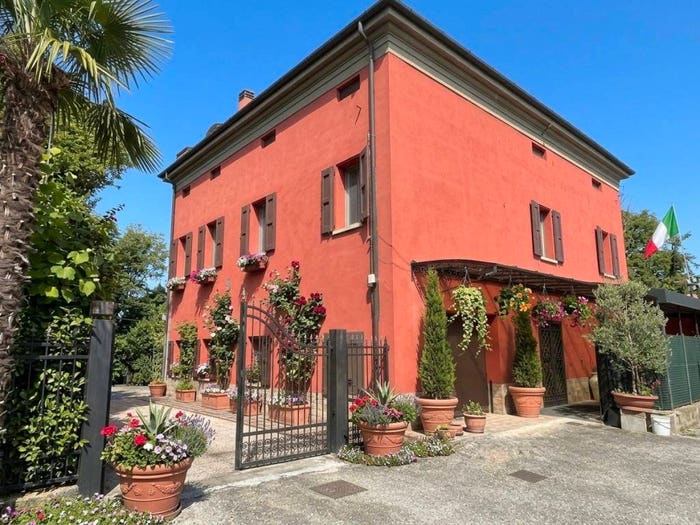 Casa con 6 locali in vendita in Strada Nazionale Canaletto Sud Modena MO Italia, Sacca Stazione, Modena