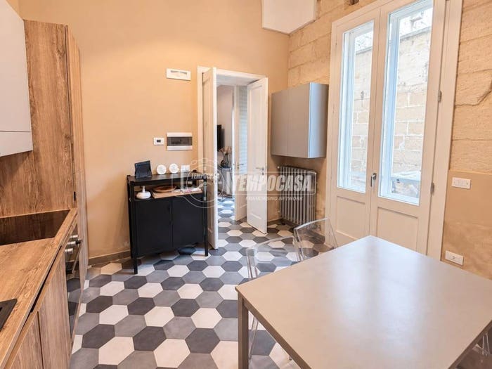 Appartamento con 5 locali in vendita in Via Cesare Battisti, Mazzini, Lecce