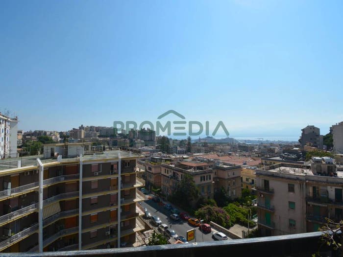 Appartamento quadrilocale in vendita in Via Ducezio, Gravitelli, Messina