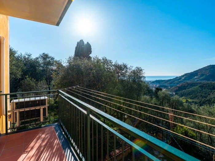 Appartamento con 5 locali in vendita in Via Costasecca, San Bartolomeo, Leivi