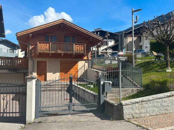 Casa trilocale in vendita in Via di Massimeno, Massimeno