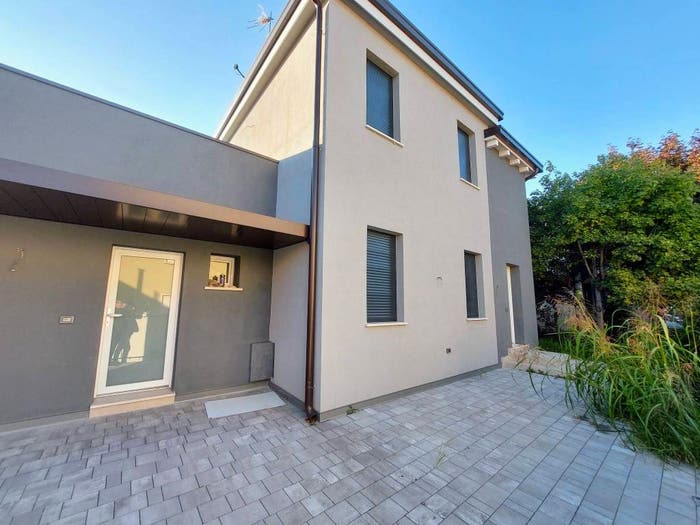 Casa con 6 locali in vendita in Via Rolandino, Portello Ospedali, Padova