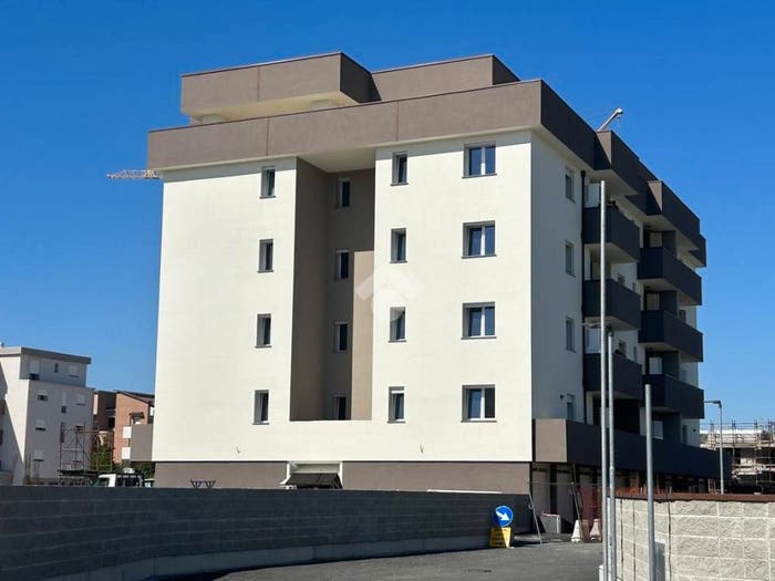 Casa quadrilocale in vendita in Via della Solidarietà, Granarolo dell'Emilia