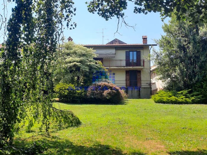 Casa con 5 locali in vendita in Via Parrocchia, Ronco Briantino