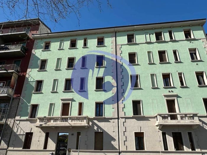 Appartamento trilocale in vendita in Via Lorenteggio, Tripoli Soderini, Milano
