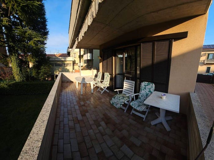 Casa quadrilocale in vendita in Via Francesco Baracca, Sciarè, Gallarate