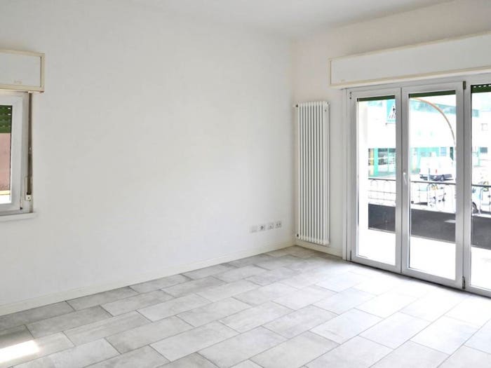 Appartamento quadrilocale in affitto in Via Ezio Maccani, Maccani Campotrentino, Trento