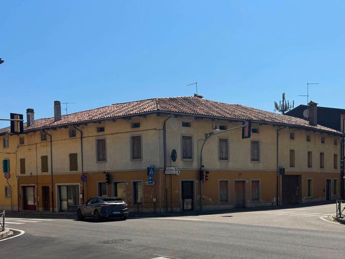 Casa con 6 locali in vendita in Via Cesare Battisti, Basiliano Vissandone, Basiliano