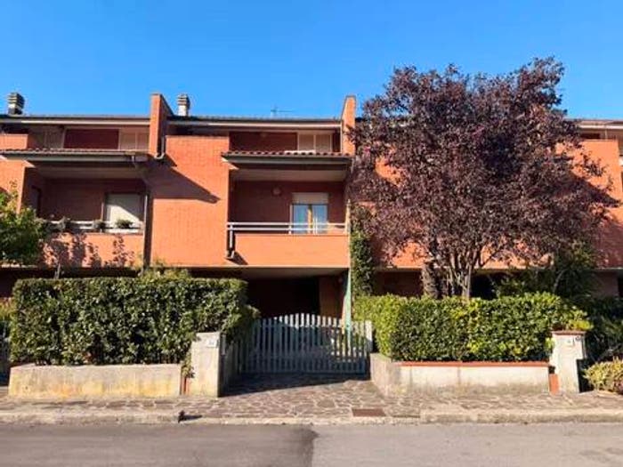 Casa trilocale in vendita in Via Nuova Di Guamo, Verciano Guamo, Capannori