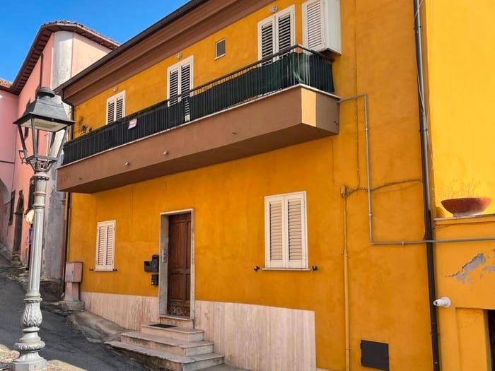 Appartamento bilocale in vendita in Via Indipendenza, Centro, Torrice