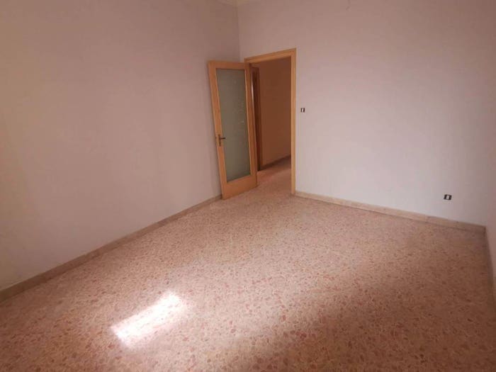 Appartamento con 6 locali in vendita in Via Antonio Marinuzzi, Oreto Perez, Palermo