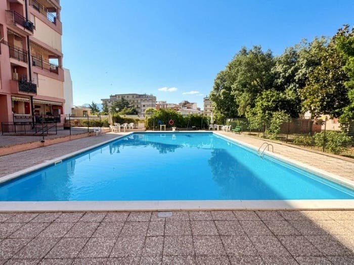 Appartamento con 5 locali in vendita in Via Istria, Centro, Nuoro
