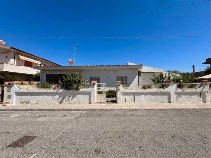 Casa con 6 locali in vendita in Via Angelo Musco, Marchesana, Terme Vigliatore