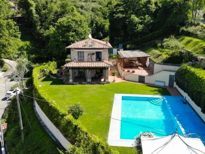 Casa con 6 locali in vendita in Via delle Silerchie, Camaiore Paese, Camaiore