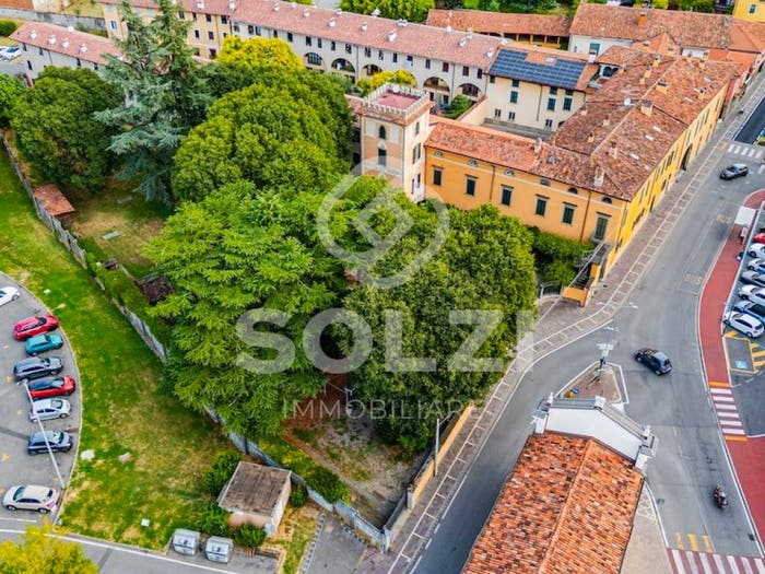 Casa con 6 locali in vendita in Piazzetta San Rocco, Ospitaletto