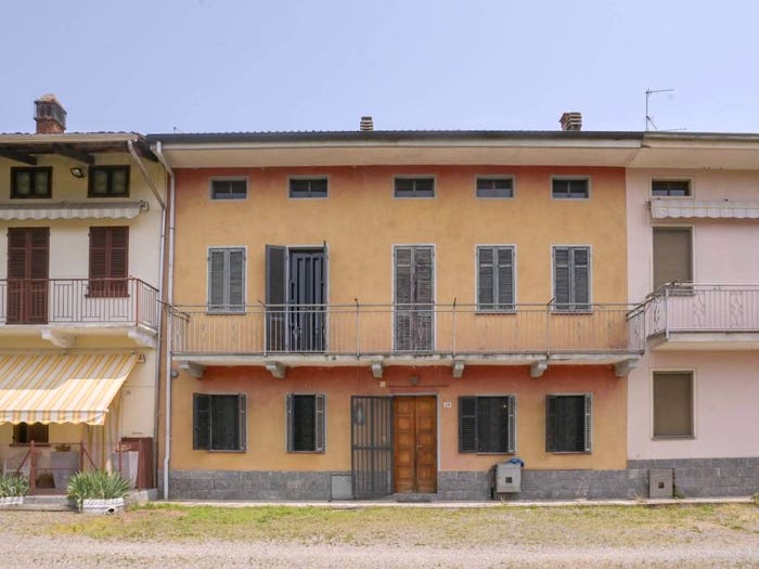 Casa con 5 locali in vendita in Via Guglielmo Marconi, Centro, Mottalciata