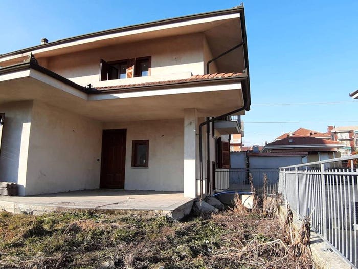 Casa con 5 locali in vendita in Via Racconigi, San Bernardo San Giovanni, Carmagnola