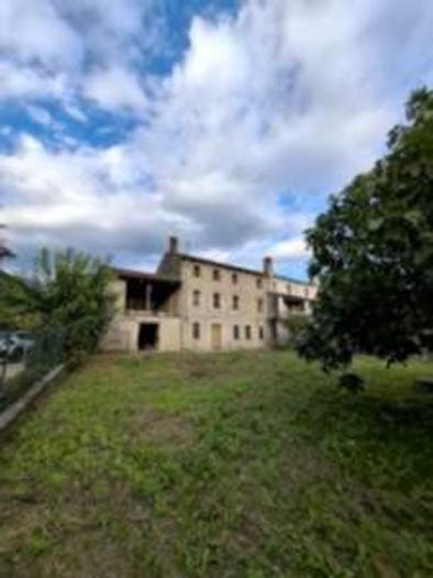 Casa con 6 locali in vendita in Centro, Farra di Soligo