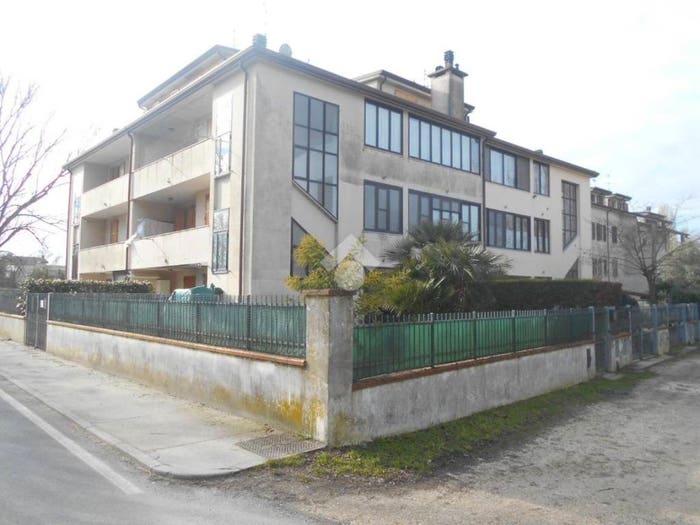 Appartamento con 5 locali in vendita in Via imperiali, Lido di Volano, Comacchio