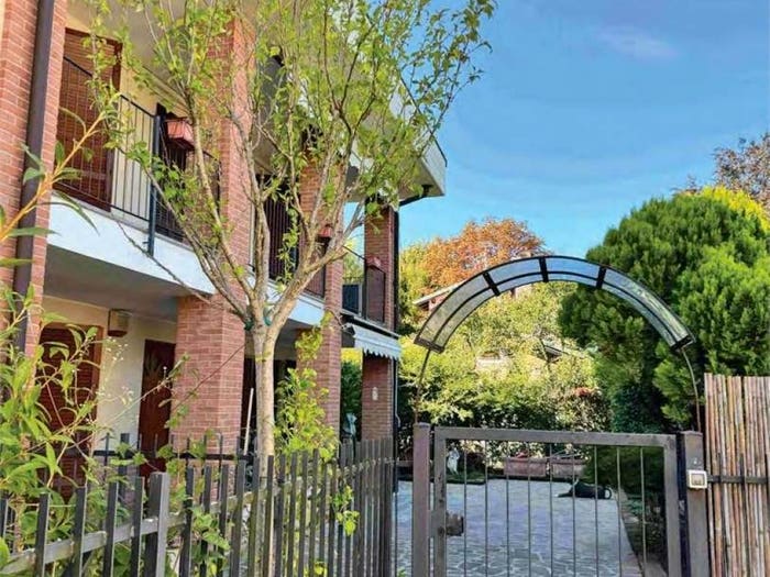 Casa con 5 locali in vendita in Via Cascina Sofia, Centro, Bernareggio