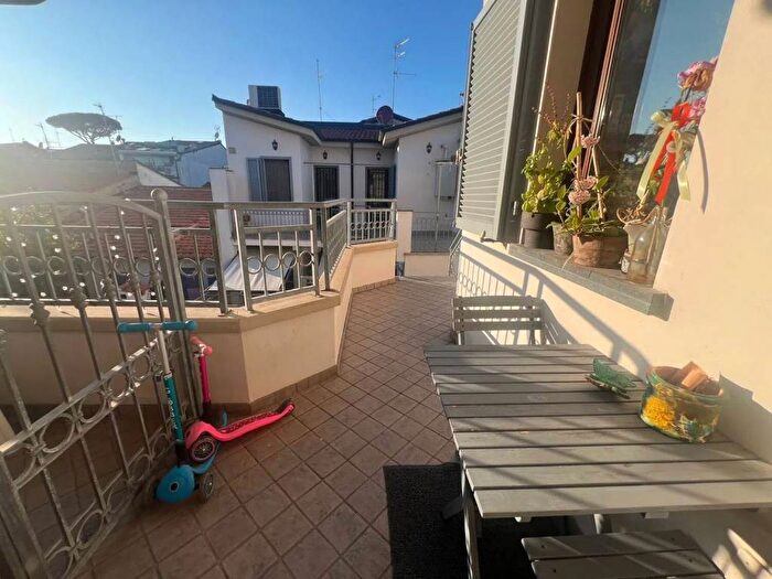 Appartamento con 5 locali in vendita in Via Manfredo Bertini, Marco Polo Don Bosco, Viareggio