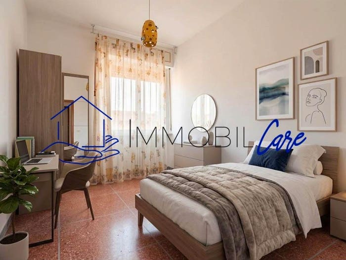 Appartamento quadrilocale in vendita in Via della Madonna, Quartiere Venezia, Livorno