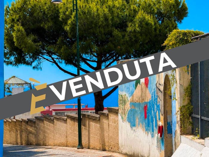 Appartamento monolocale in vendita in Via Nicola Ricciardi, Posillipo, Napoli