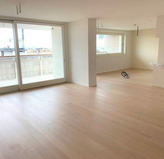 Appartamento con 5 locali in vendita in Piazzetta Costantini, Centro Storico, Pordenone