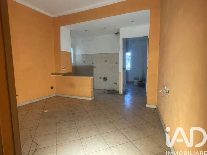 Appartamento quadrilocale in vendita in Via San Rocco, Lingueglietta, Cipressa