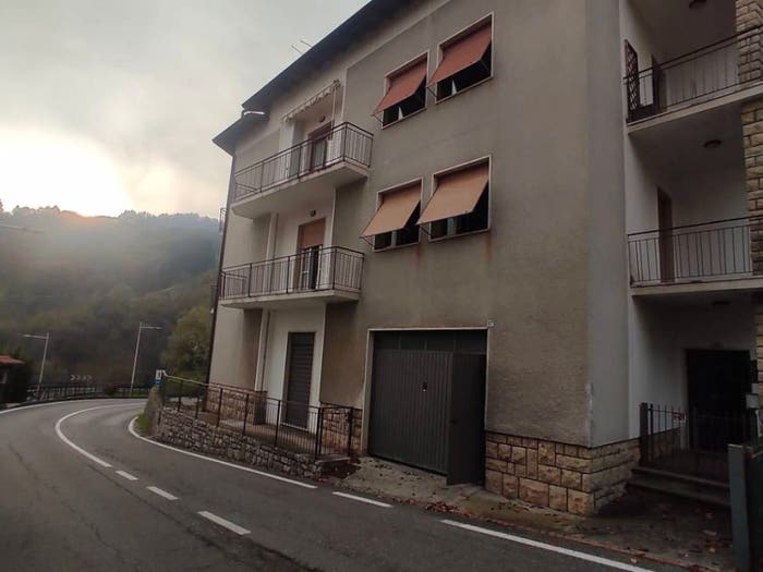 Casa con 6 locali in vendita in Via San Vittore Martire, Piano, Gaverina Terme