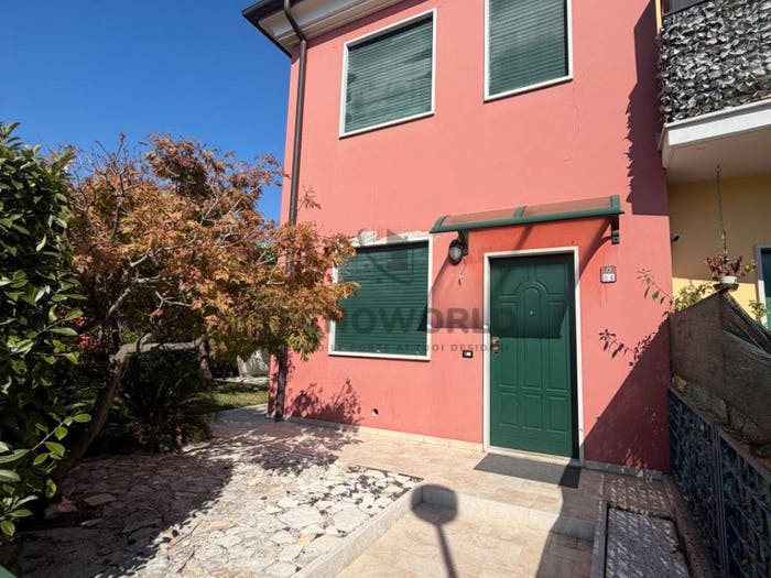 Casa con 5 locali in vendita in Via Bartolomeo Colleoni, Centro, Malo