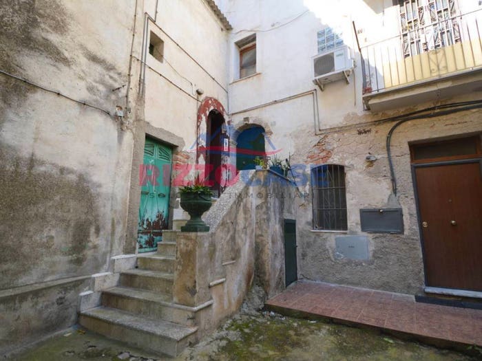 Casa con 6 locali in vendita in Via Palopoli, Rossano, CoriglianoRossano
