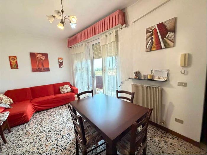 Appartamento trilocale in vendita in Via Rossa, Gariga, Podenzano