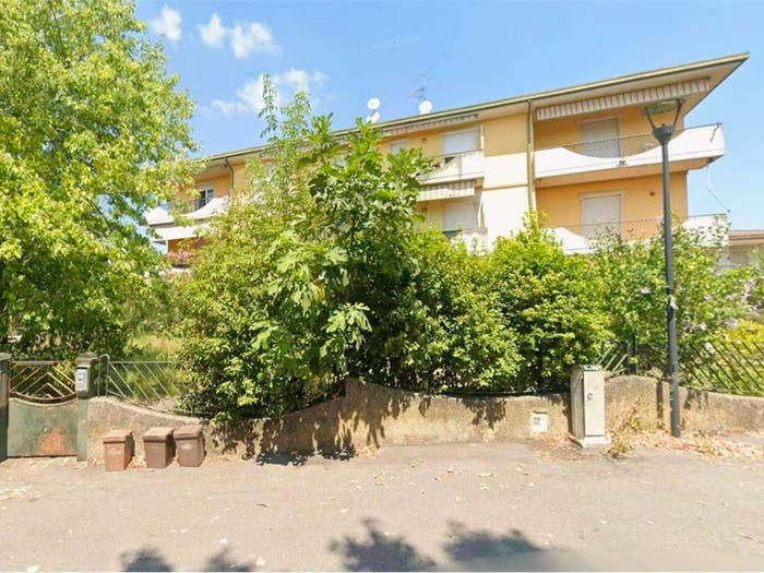 Appartamento trilocale in vendita in Via Regia Antica, Lonato, Lonato del Garda