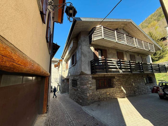 Appartamento trilocale in vendita in Via Madonna, Aprica