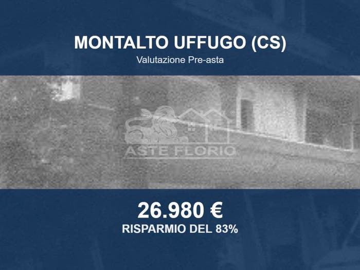 Appartamento con 6 locali in vendita in Via Stazione FFSS Luzzi Scalo, Stazione Di Acribisignano, Montalto Uffugo